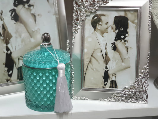 elegant, coloured strong smelling candle jars