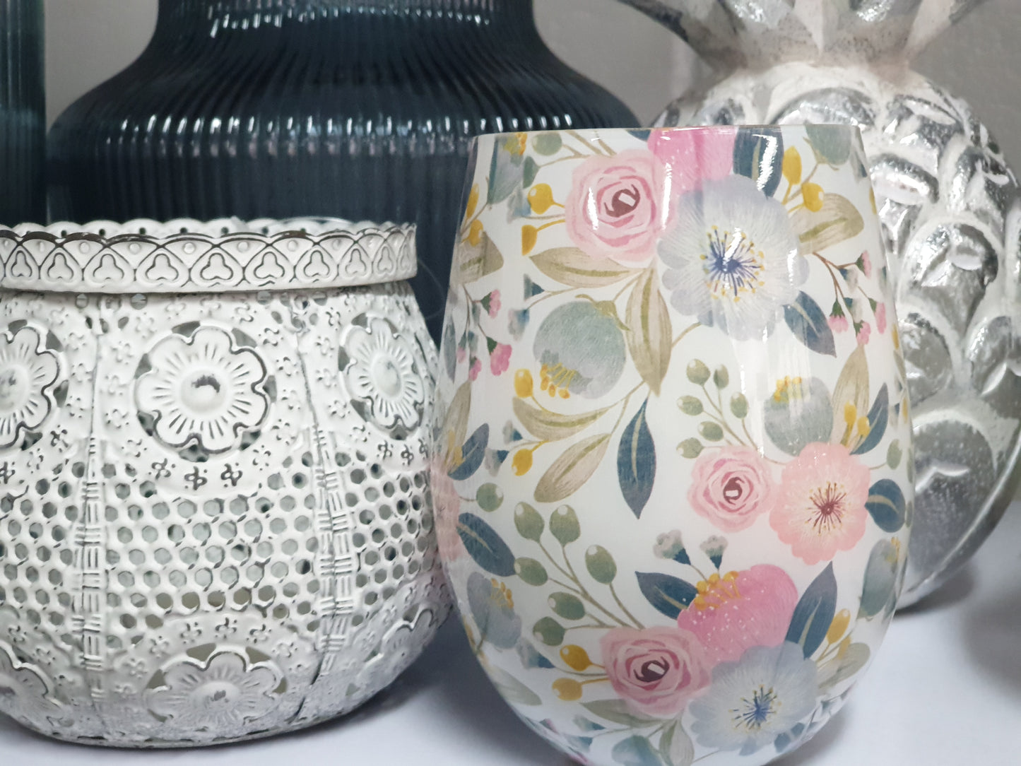 elegant, coloured strong smelling candle jars