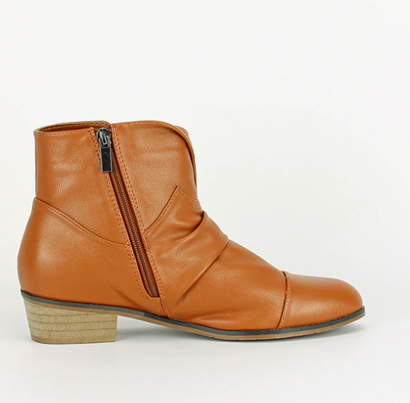 Cilla tan boots