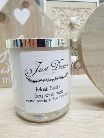 CAMBRIDGE WHITE CANDLE