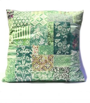 WATER RESISTANT CUSHION 50CM