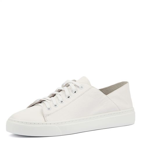 Oskher leather white shoe